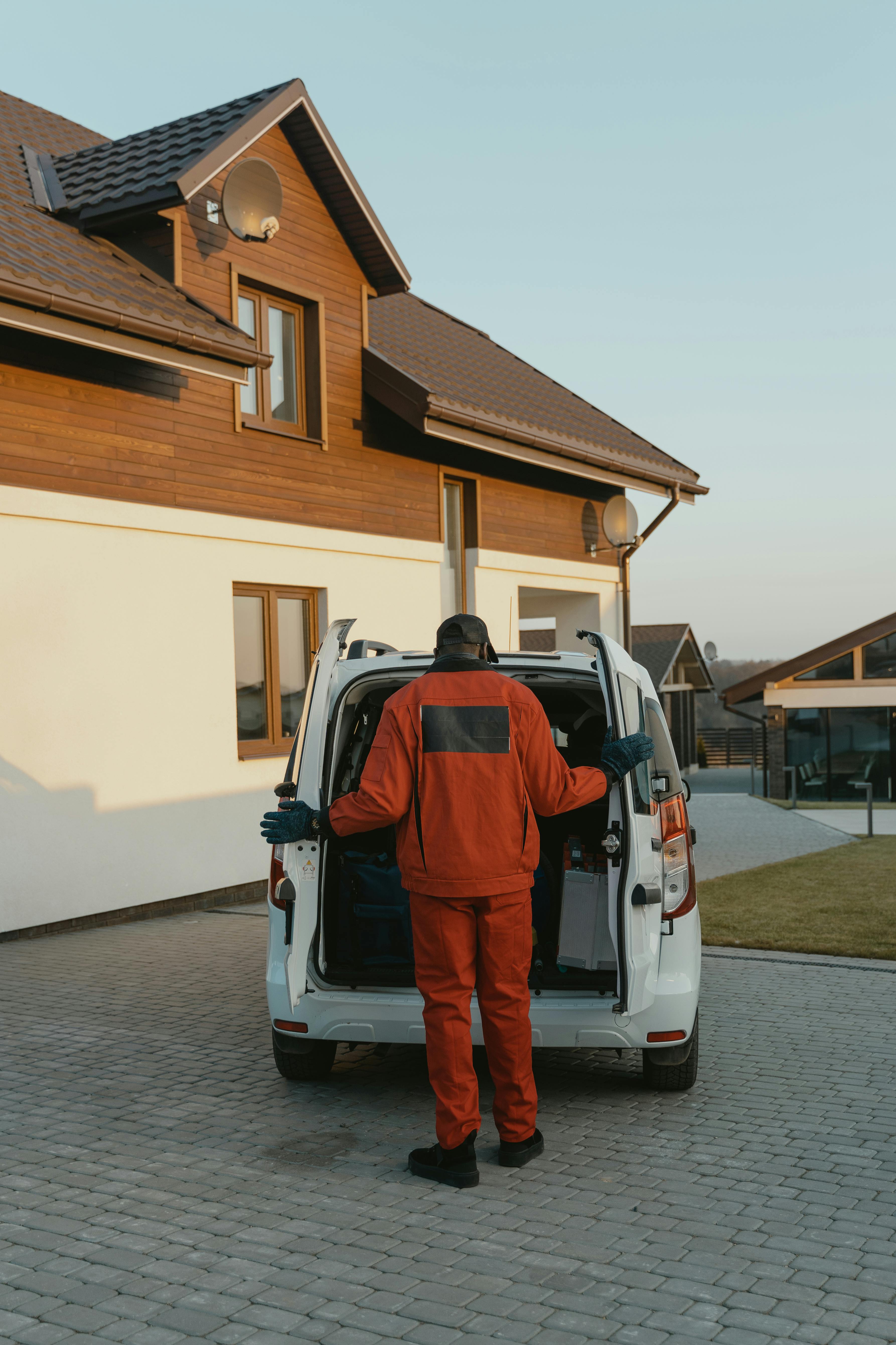 Home comfort consultation and household management services